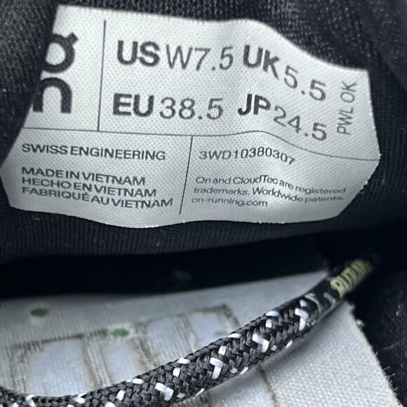 On Running Cloudnova Shoes Women Size 7.5 Gray Comfort Lightweight Low Sneakers - Picture 9 of 9